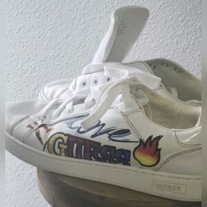 Guess White Sneakers with Graphic Accents